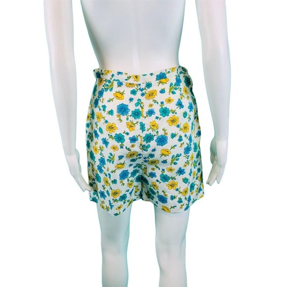Vintage 1960s Floral Print Shorts Blue Yellow White Cotton | W 26" - Picture 8 of 9